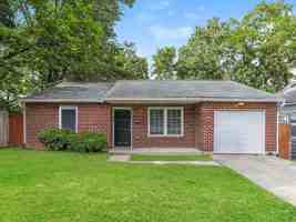 featured image of 298 Wessex Ct