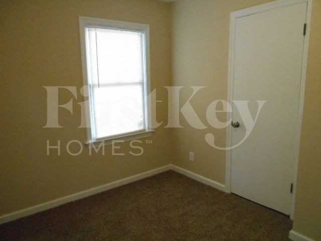 1405 Gahan Dr - Photo 6 of 14