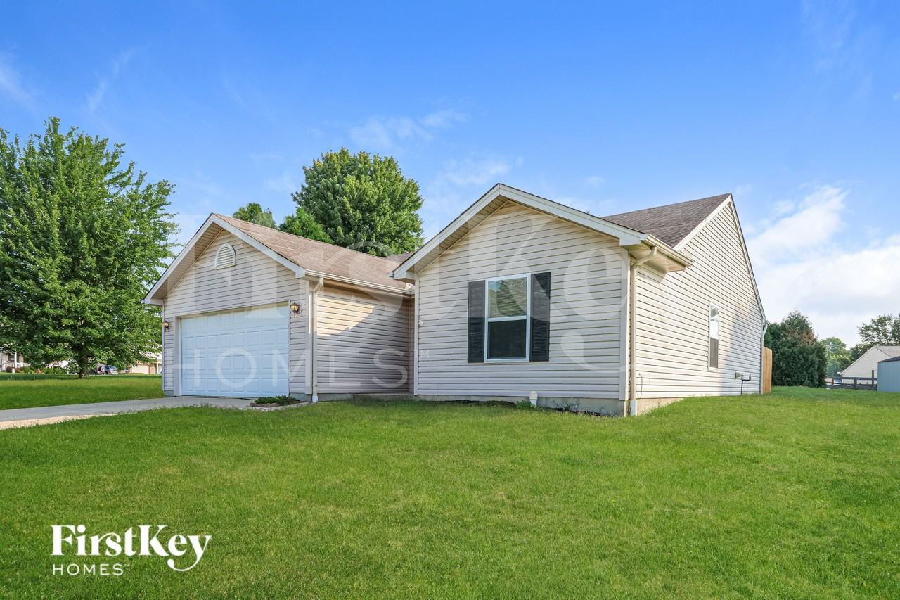 12 Amelia Park Dr - Photo 2 of 19