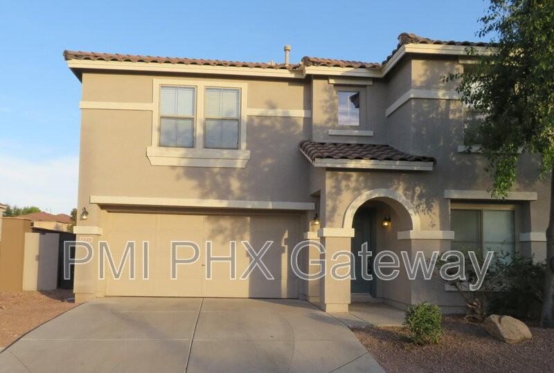 1139 E Lowell Ct - Photo 4 of 10