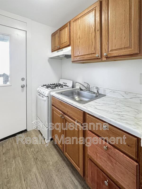 344 N Mulberry St #3 - Photo 4 of 14