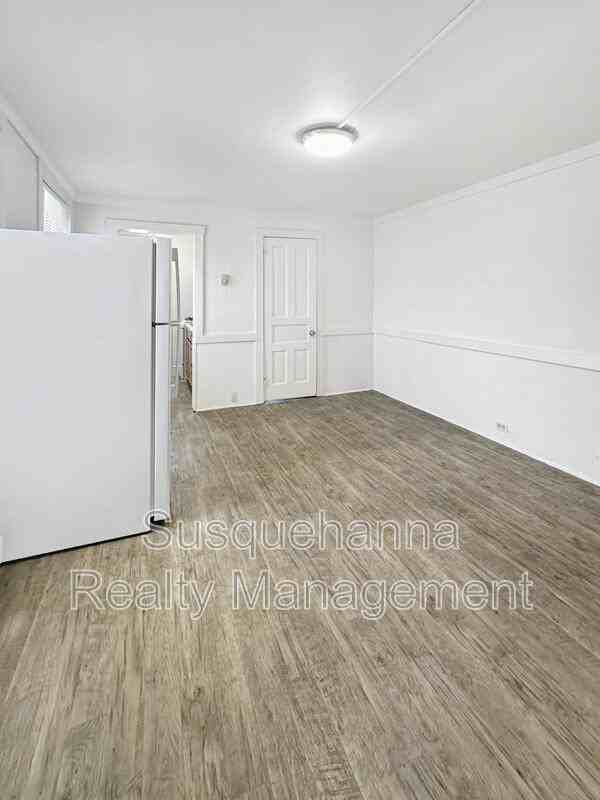 344 N Mulberry St #3 - Photo 5 of 14