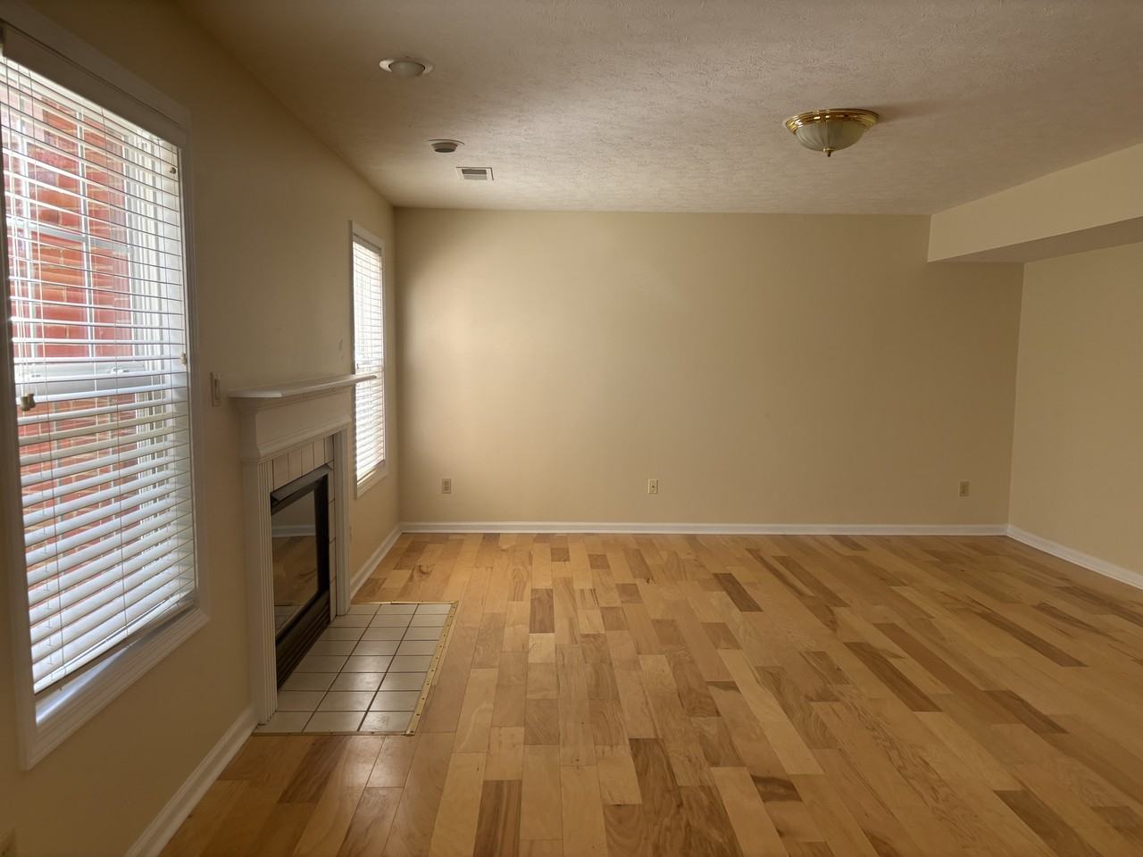 1116 Benjamin Ln #NA - Photo 6 of 33