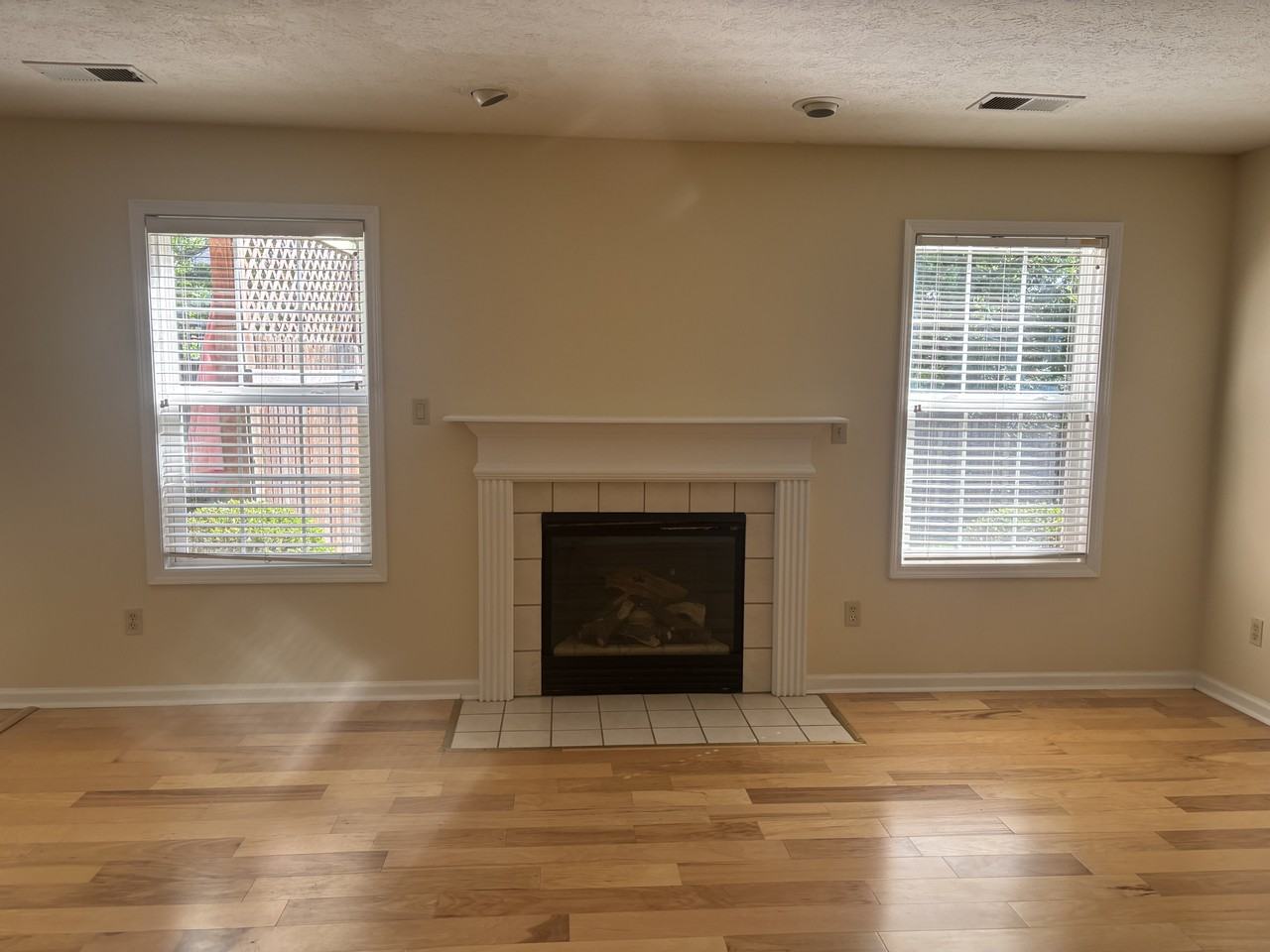 1116 Benjamin Ln #NA - Photo 7 of 33