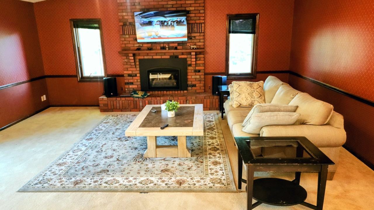 4621 Gertie Ave - Photo 4 of 6