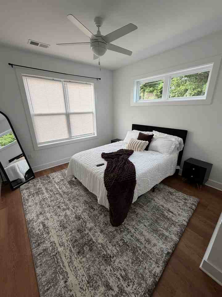901 Bainbridge St #A - Photo 5 of 13