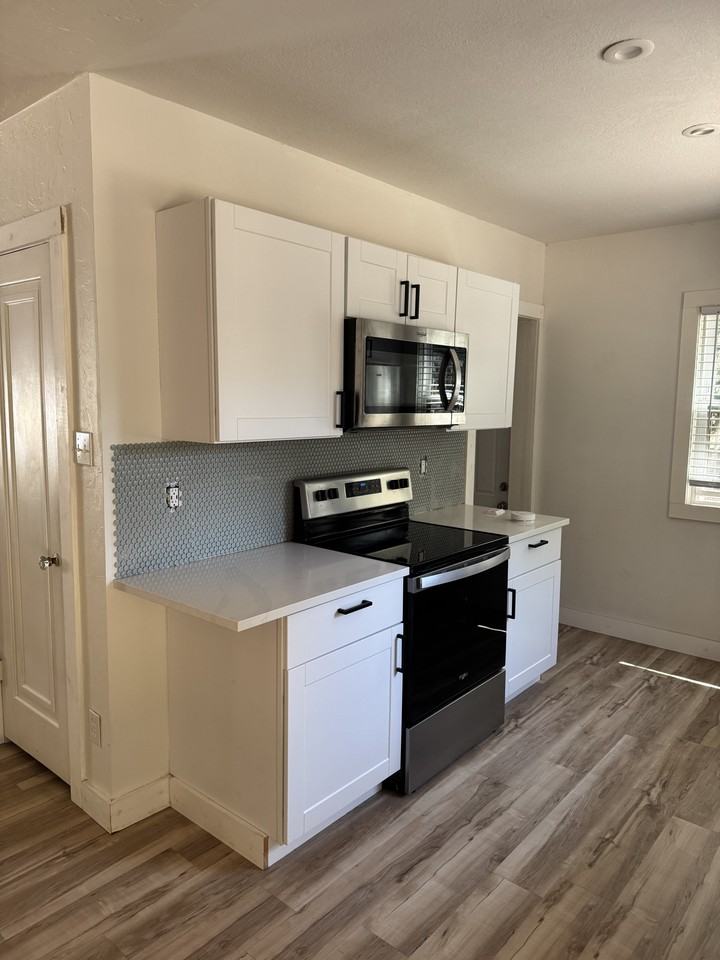 929 Cheyenne Blvd #NA - Photo 7 of 13