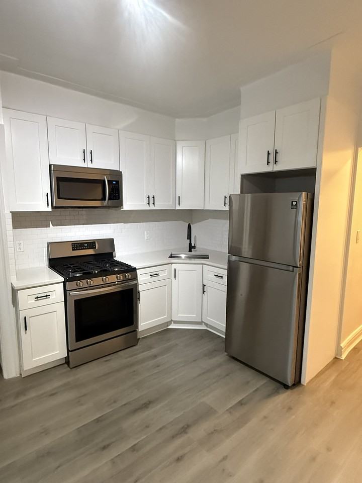 2465 38th St #C7 - Photo 6 of 34