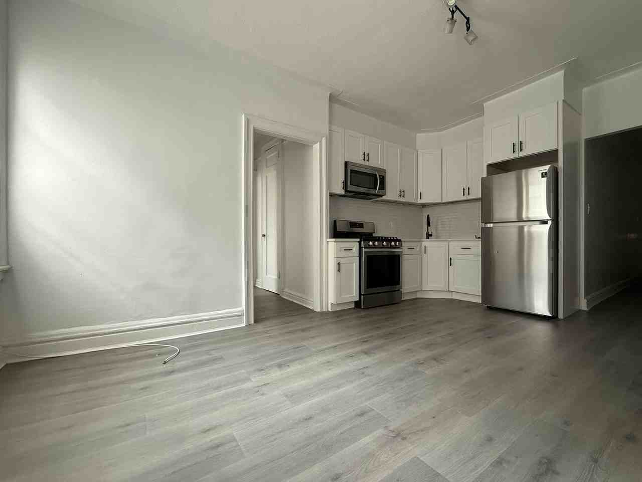 2465 38th St #C7 - Photo 7 of 34