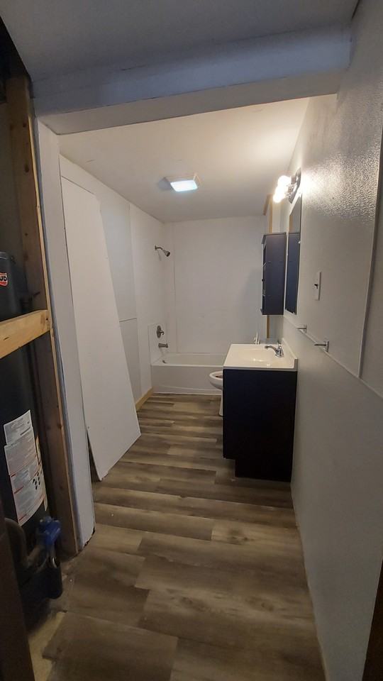 1209 N Clark St #NA - Photo 4 of 10
