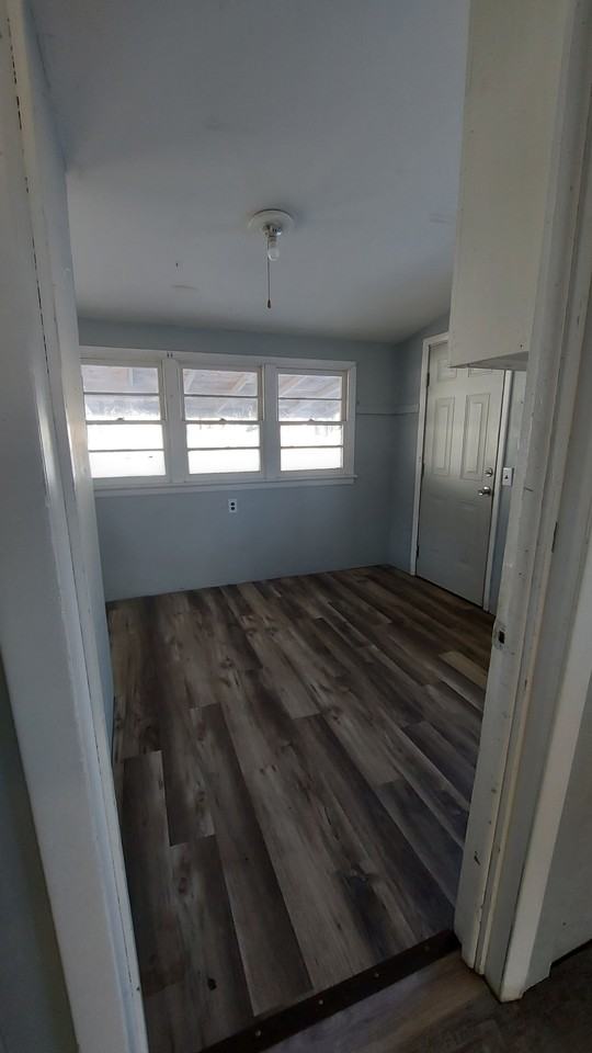 1209 N Clark St #NA - Photo 7 of 10