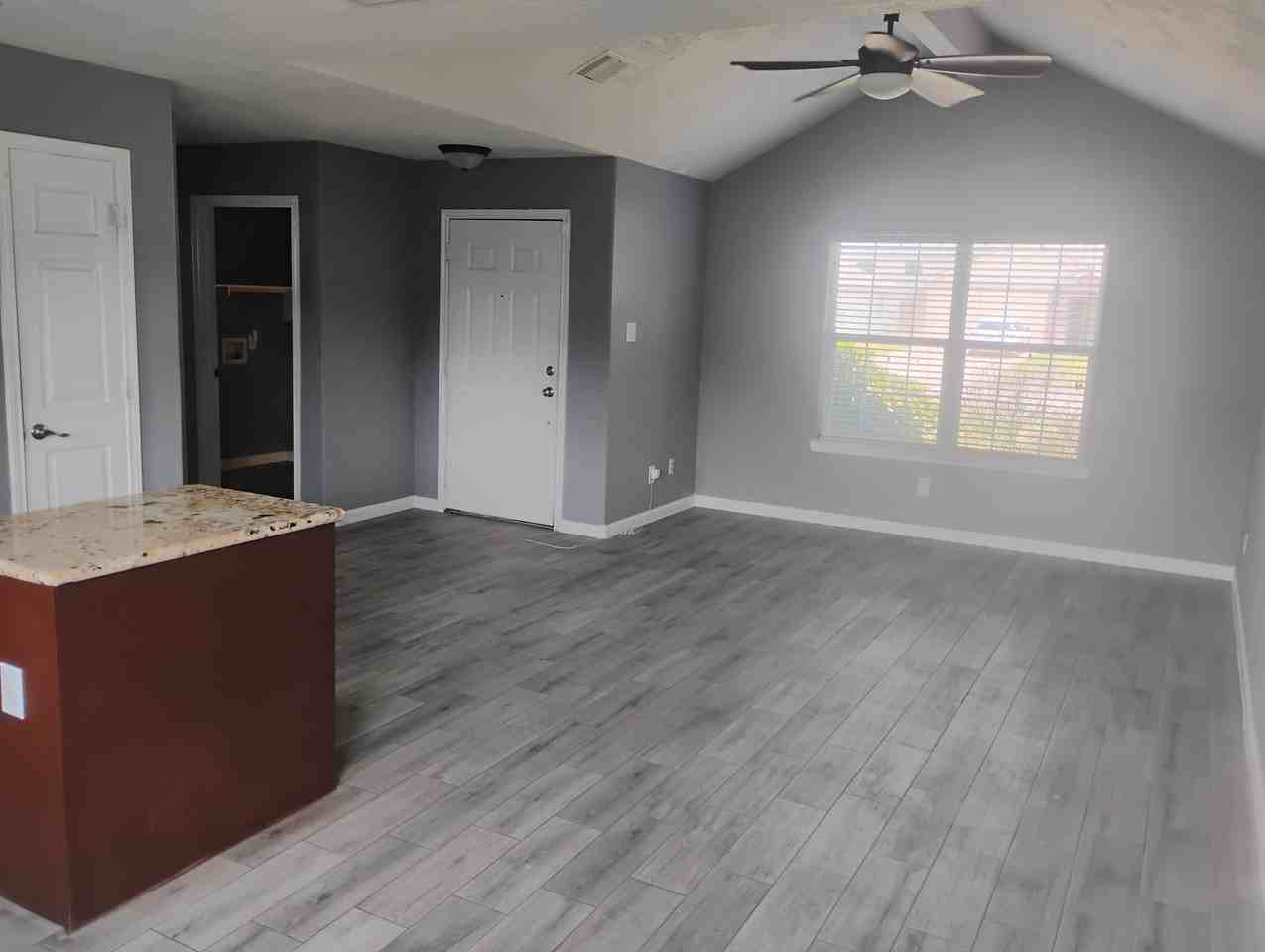 2617 Pompano Rd #NA - Photo 3 of 9
