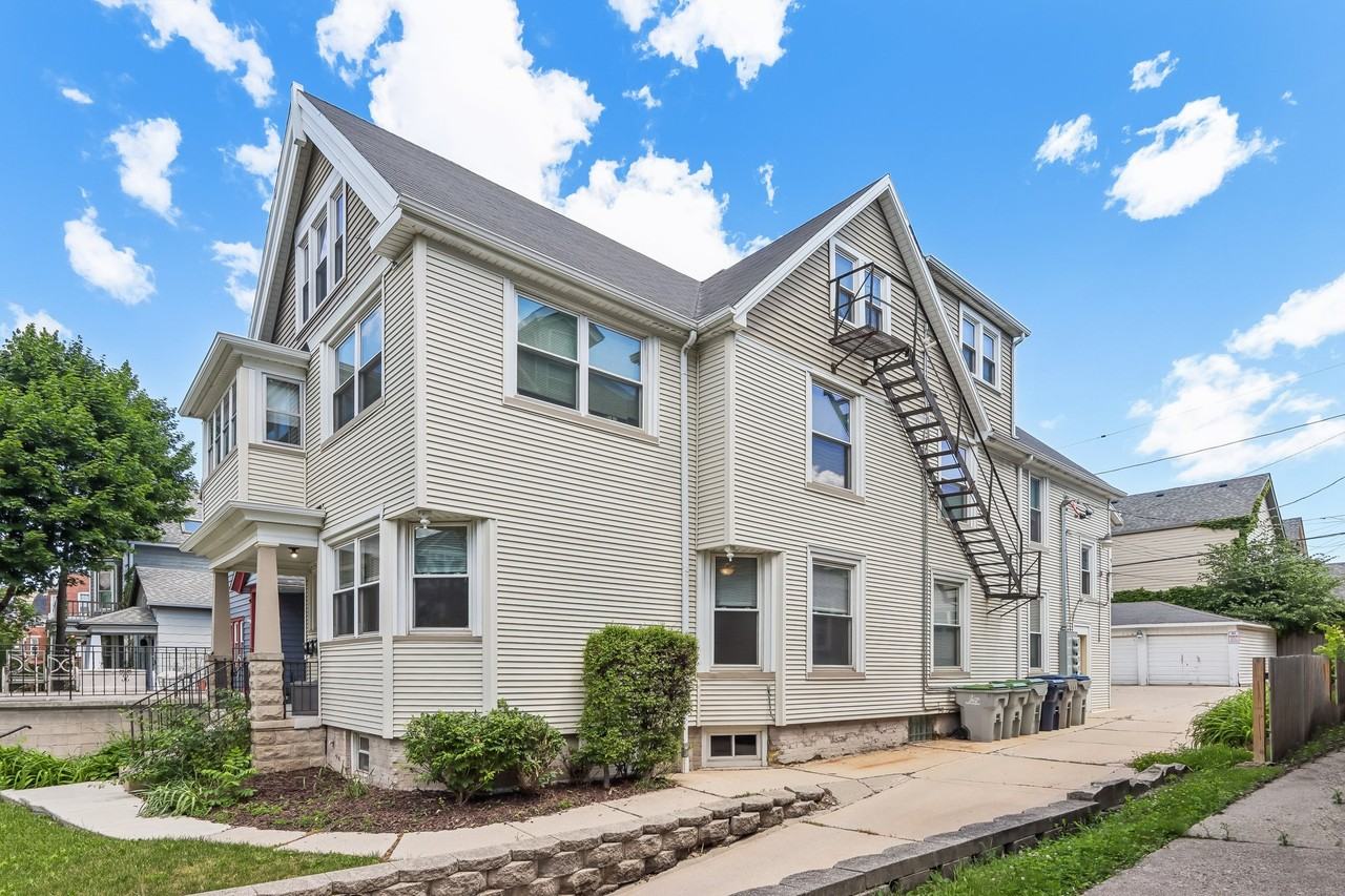 1660 N Marshall St #1 - Photo 4 of 39