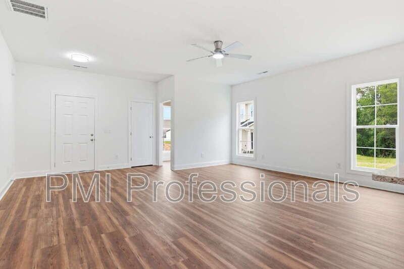 295 Spring St - Photo 7 of 36