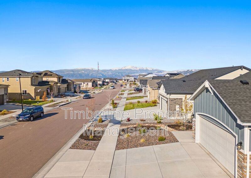 6348 Deco Dr - Photo 3 of 12