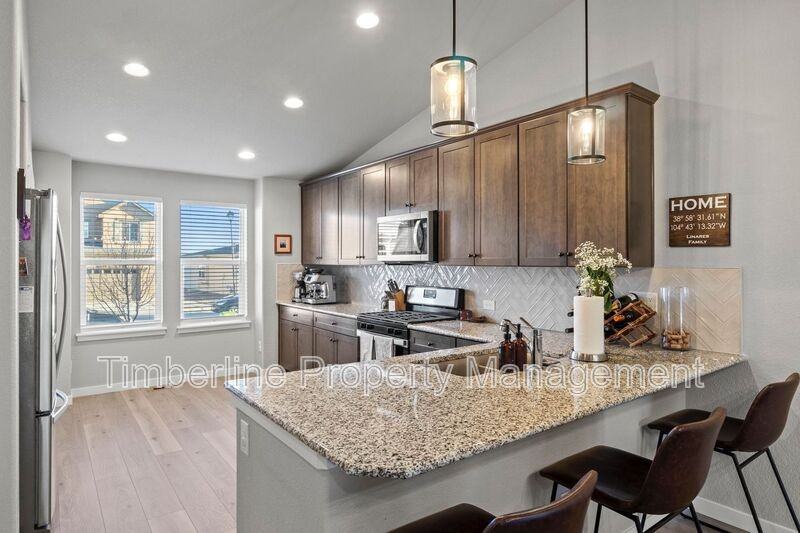 6348 Deco Dr - Photo 5 of 12