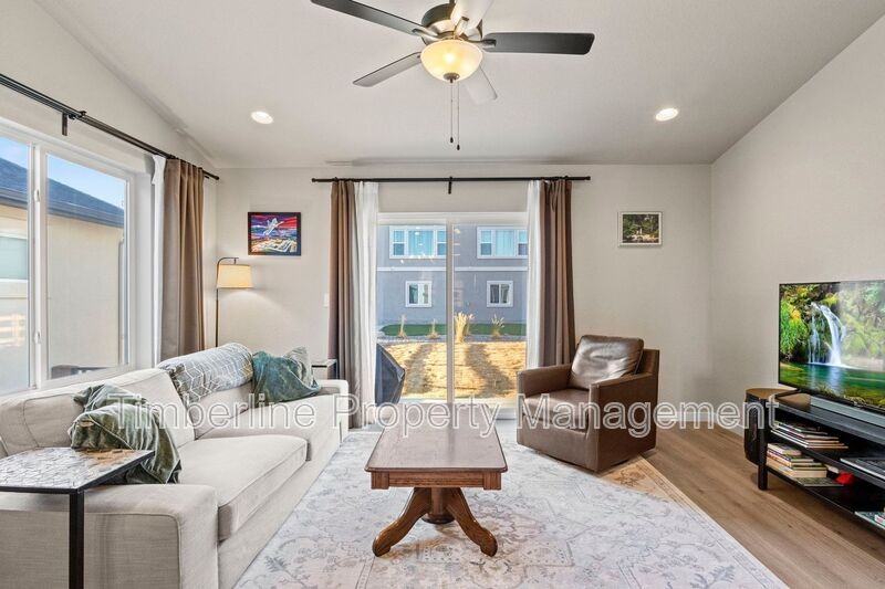 6348 Deco Dr - Photo 7 of 12