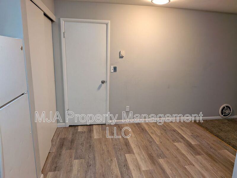 2640 Westsouth #08 - Photo 4 of 8