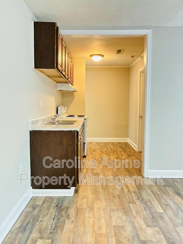 602 Park Ave - Photo 4 of 21