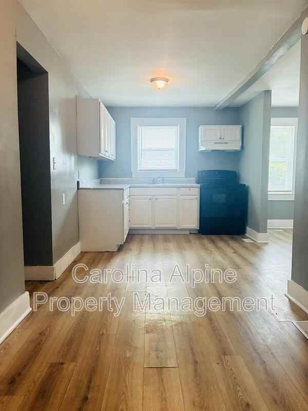 416 Mint St - Photo 3 of 21