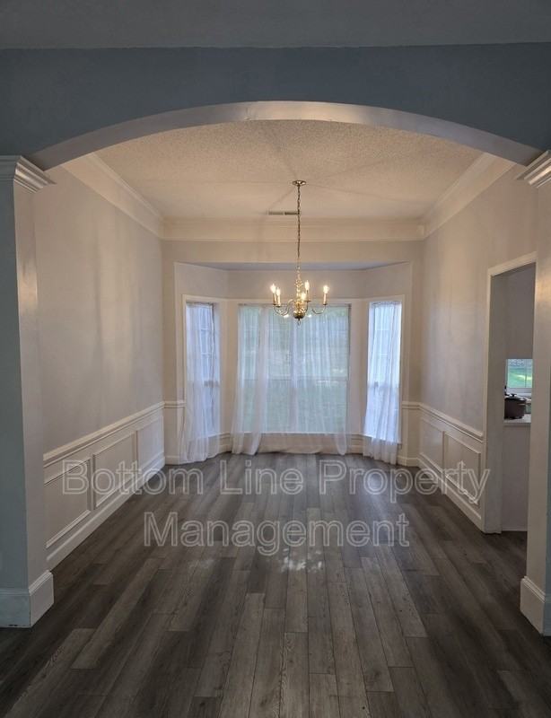 4134 Beauvista Dr - Photo 5 of 14