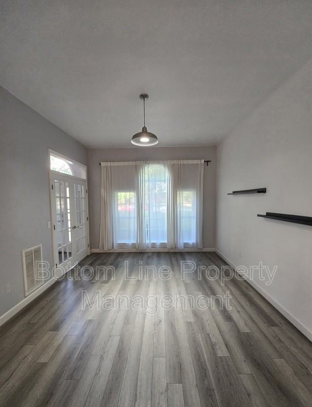 4134 Beauvista Dr - Photo 7 of 14