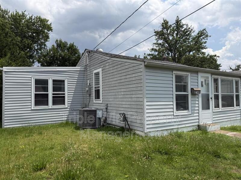 2308 Huntington Ave - Photo 3 of 28