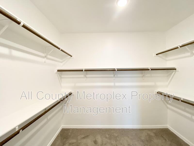 1602 Emerald Brook Dr - Photo 6 of 9