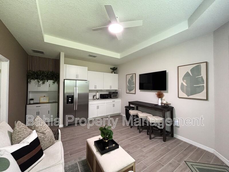 2168 Greenwood Oak Dr - Photo 4 of 14
