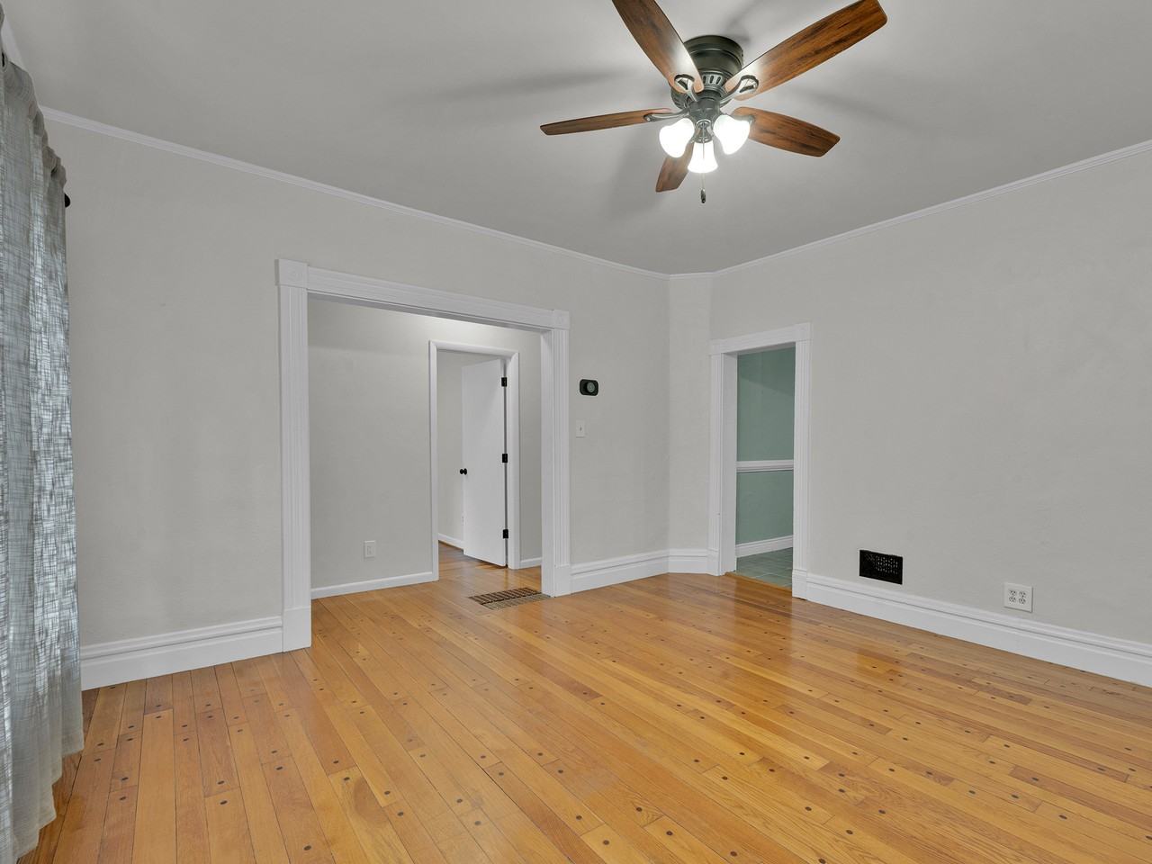 30 W Jackson Rd #NA - Photo 7 of 30