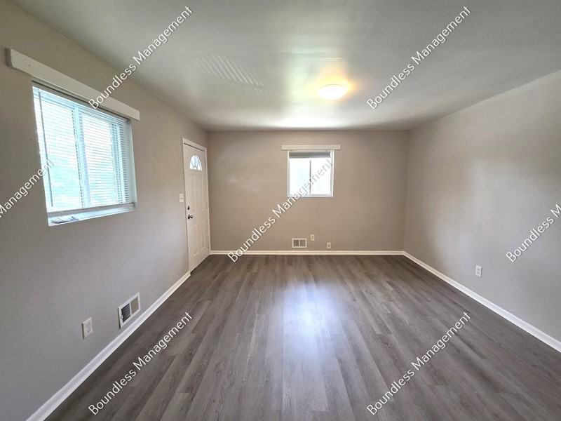 2762 Palm Dr #A - Photo 4 of 13
