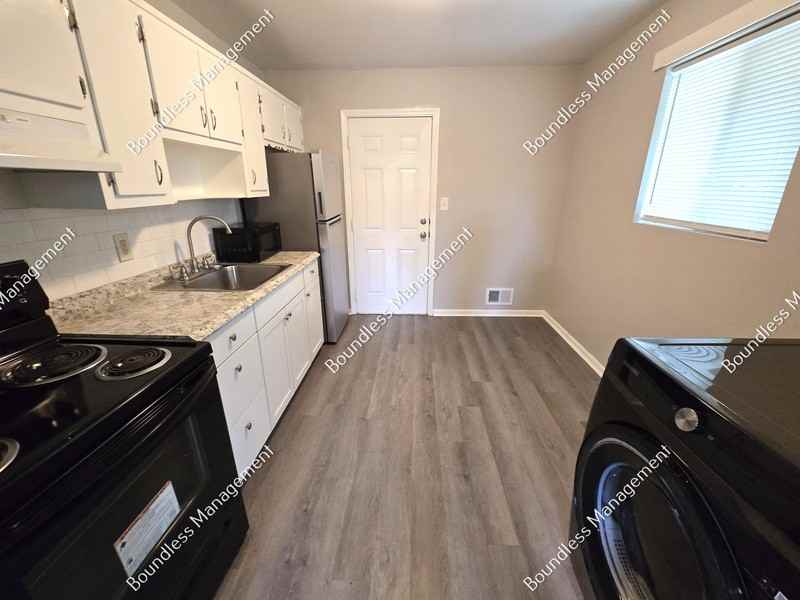 2762 Palm Dr #A - Photo 5 of 13