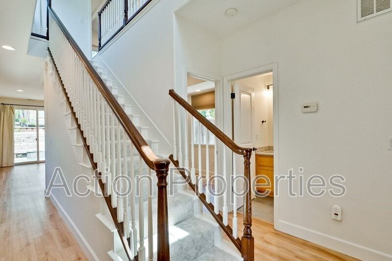 116 College Ave - Photo 4 of 32