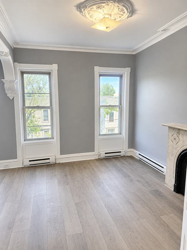 127 Dove St - Photo 3 of 10