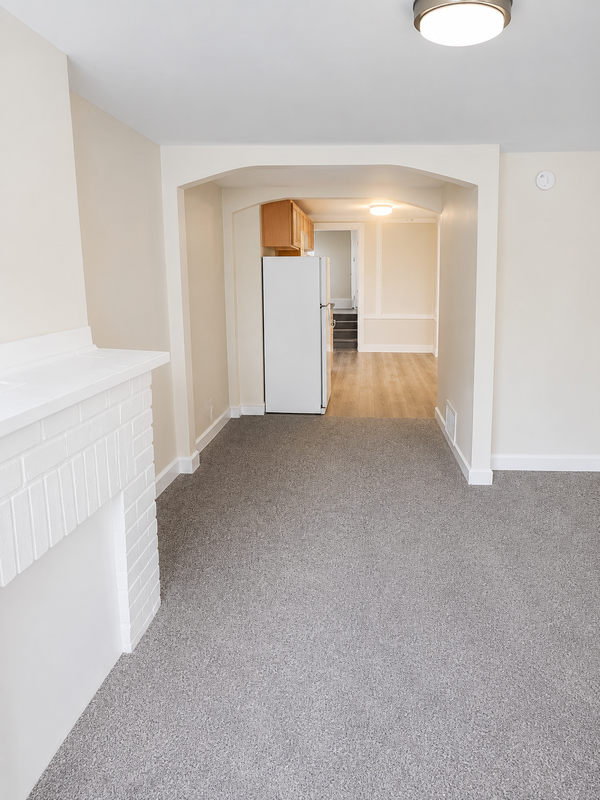 127 Dove St - Photo 4 of 8