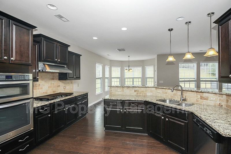 15111 Brannock Hills Dr - Photo 5 of 29