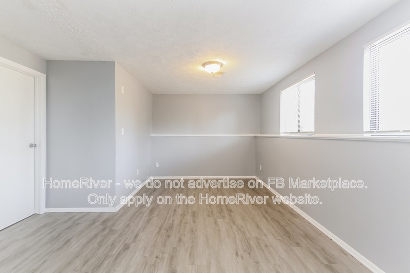 11280 Oldfield Dr - Photo 7 of 17