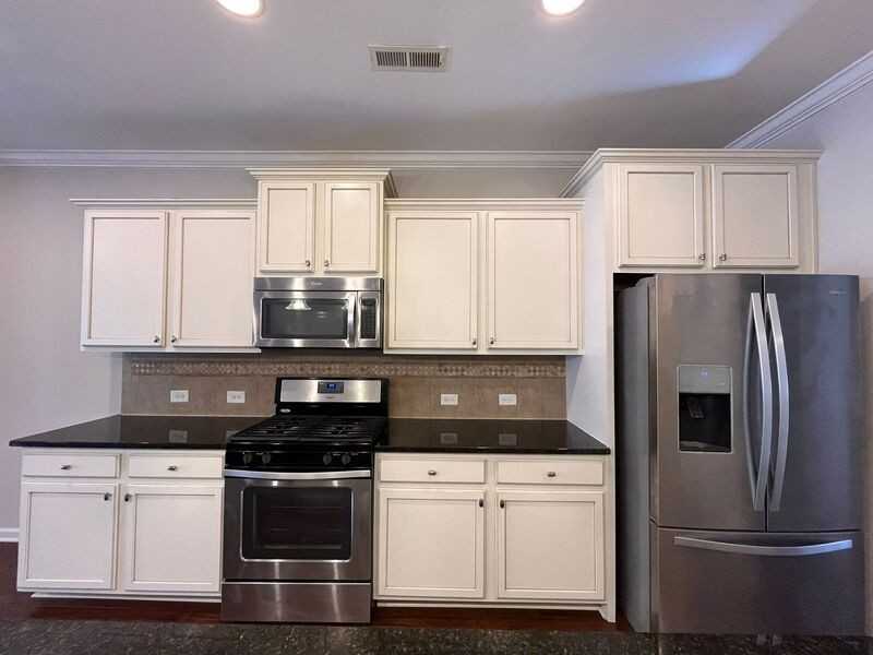 310 Princess Pl - Photo 5 of 29