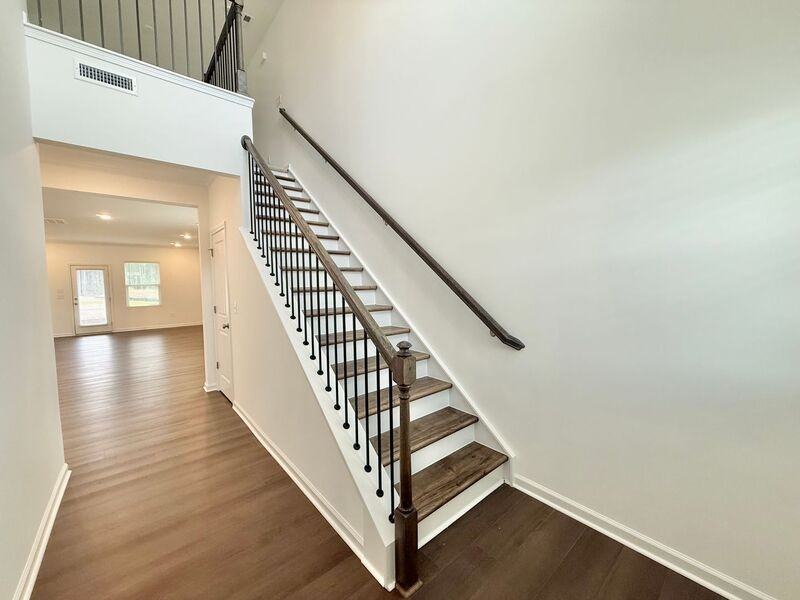 3111 Allamore Dr - Photo 3 of 28