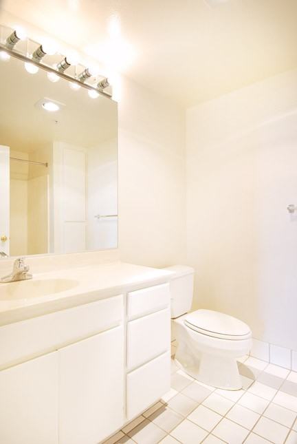 370 Pioneer Dr #NA - Photo 5 of 6