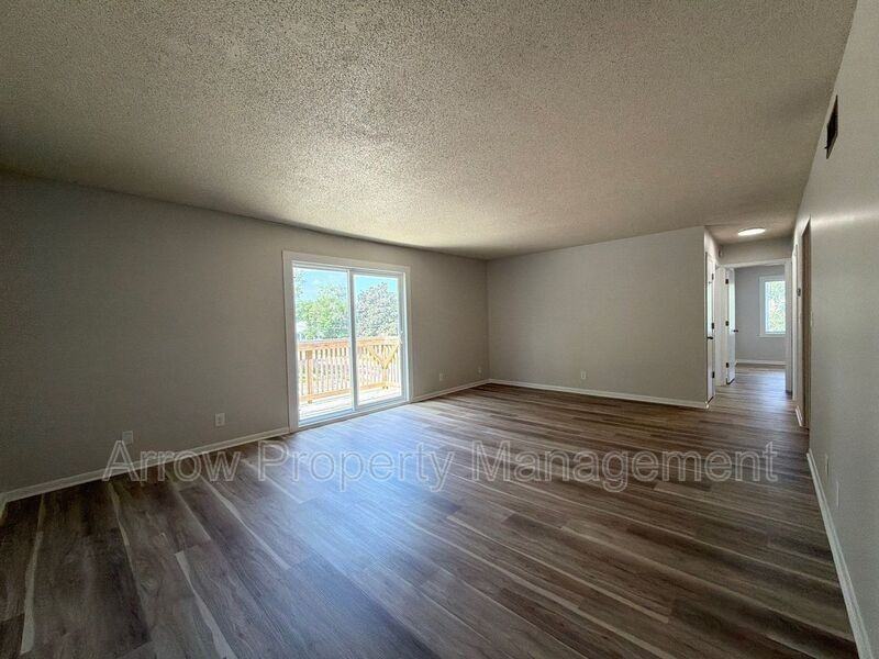 515 N 13th St - Photo 4 of 11