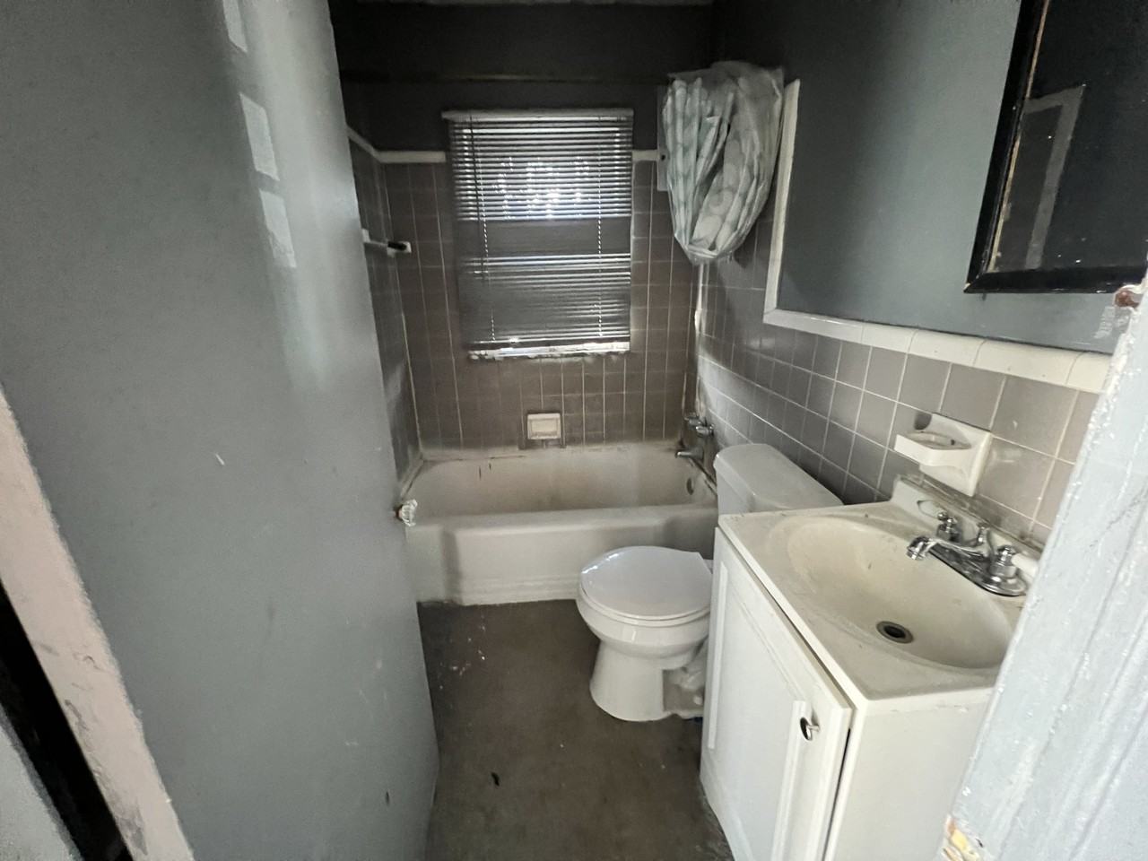 14383 Maddelein St - Photo 3 of 5