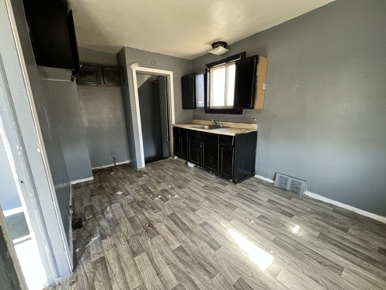 14383 Maddelein St - Photo 4 of 5