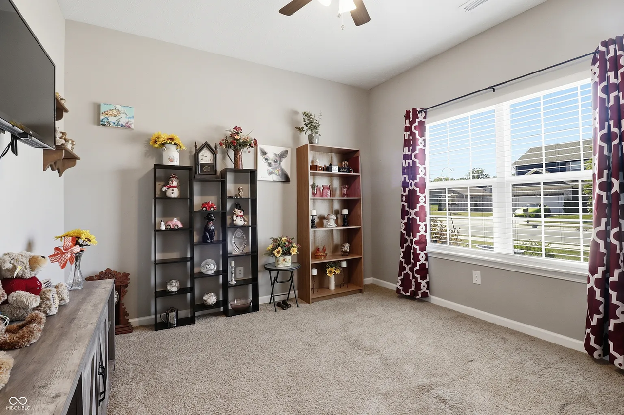 2332 Longleaf Ln - Photo 4 of 24