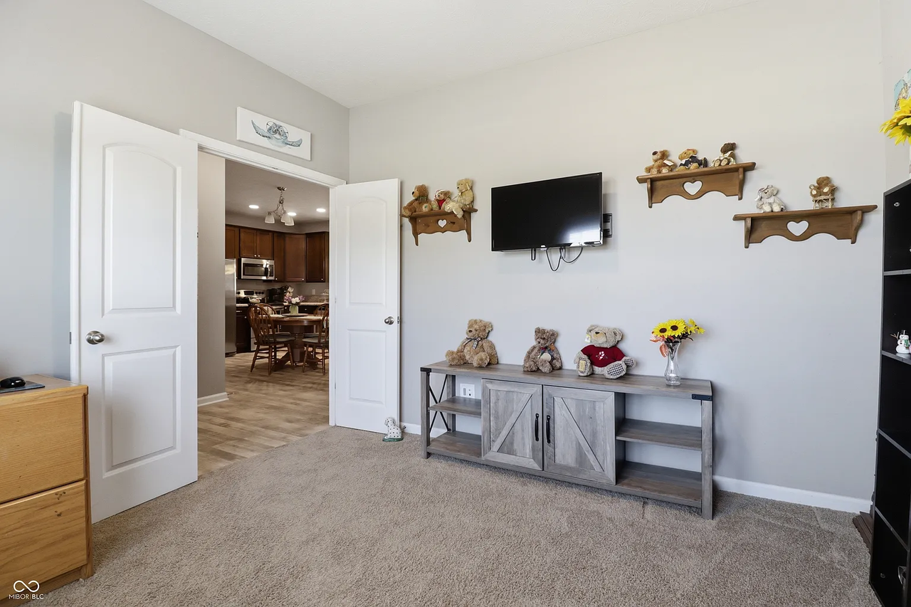 2332 Longleaf Ln - Photo 6 of 24