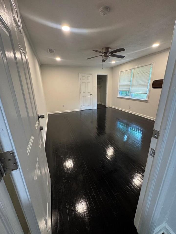 7380 Macon Rd #MAIN - Photo 2 of 10