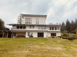 featured image of 12904 Eagle Dr #B