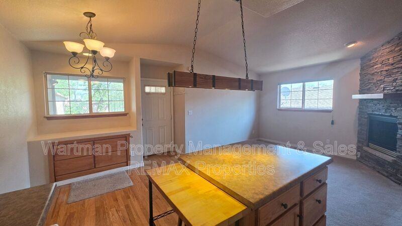 806 Columbine Ave - Photo 4 of 22