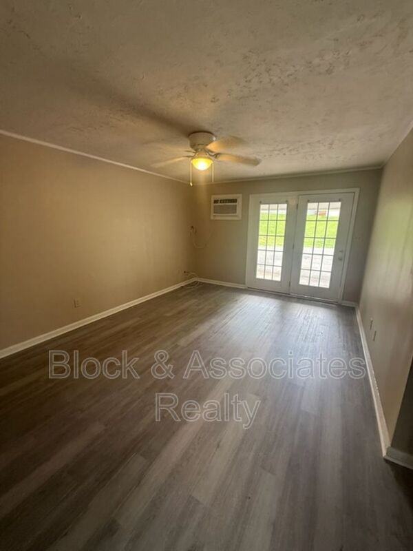 142 W Pritchard St - Photo 3 of 6