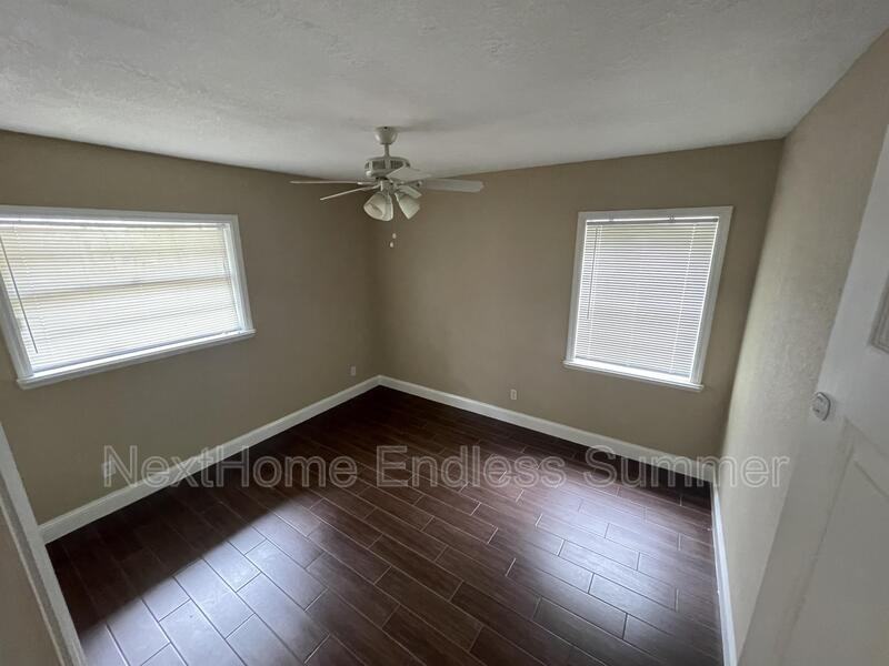 2226 Leon Rd - Photo 7 of 11